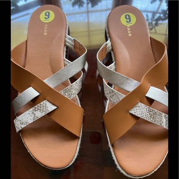 Cole Haan Brown/Gold/Silver Leather Strappy sandals in Size 9 - Picture 2 of 5